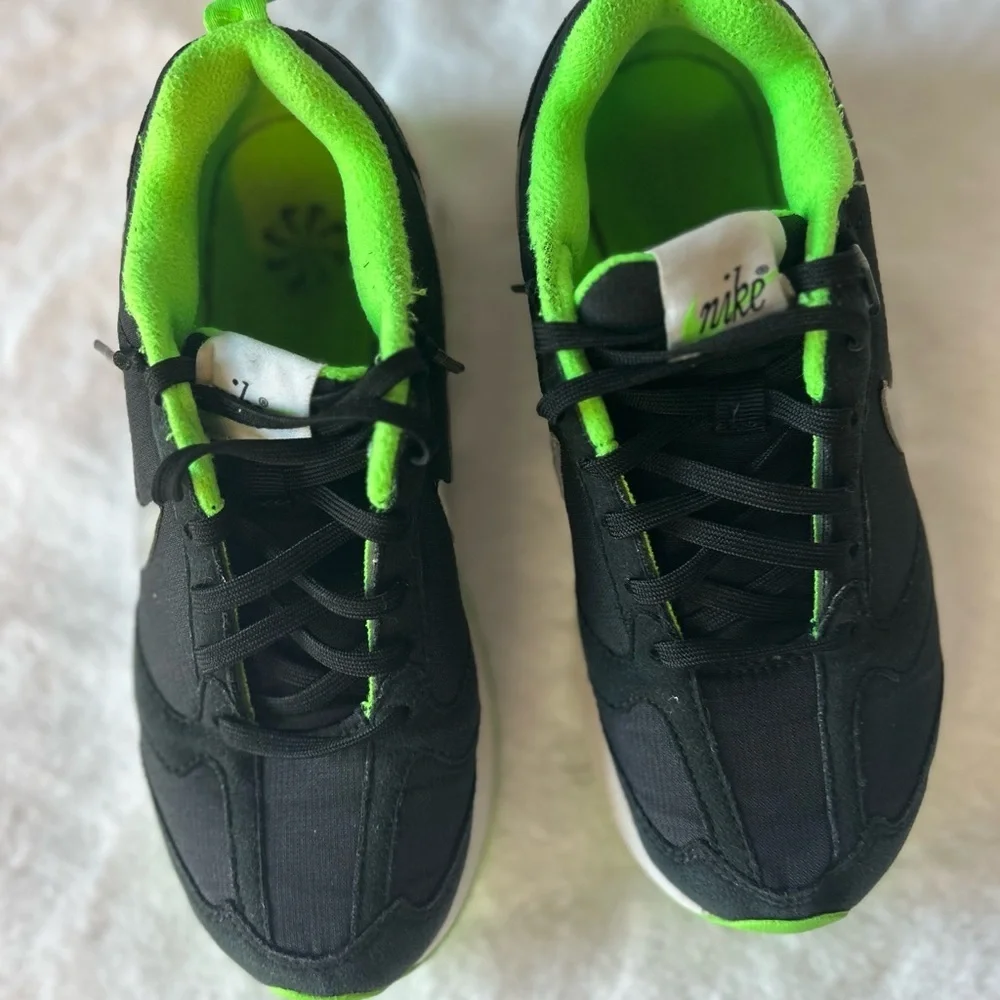 Nike Air Max Kids Black Neon Green Sneakers Youth Running Shoes 4Y